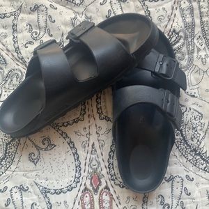 Birkenstock foam sandals black